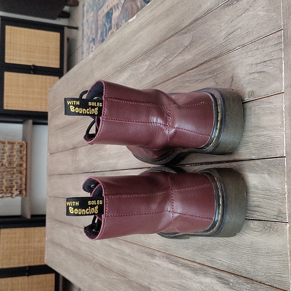 Dr. Martens 1460 Women's Smooth Leather Lace Up Boots In Cherry Red Woman's 9 - Picture 10 of 15